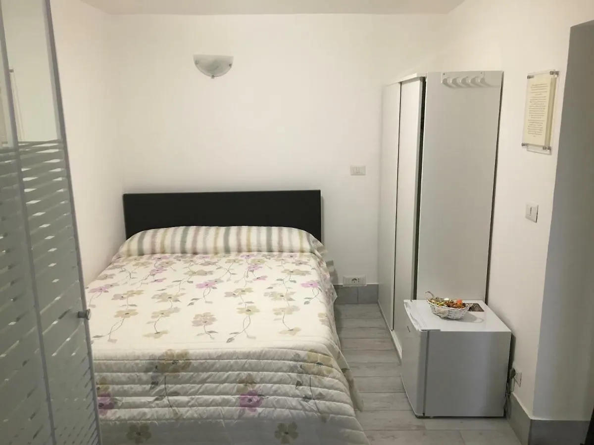 Via Tribunali 222 Small Holiday Home Naples 0*,